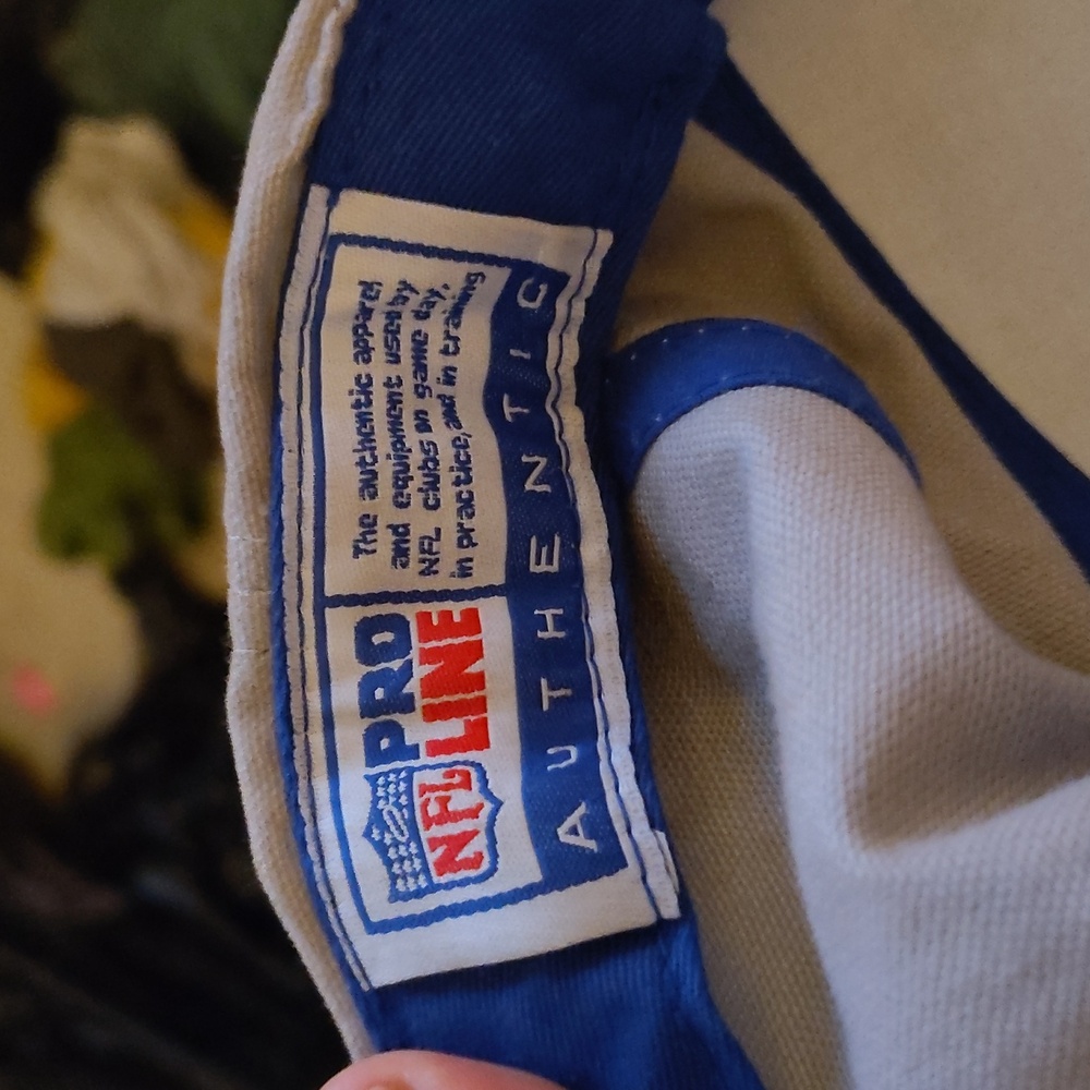 Authentic Seattle Seahawks hat - Picture 4 of 4